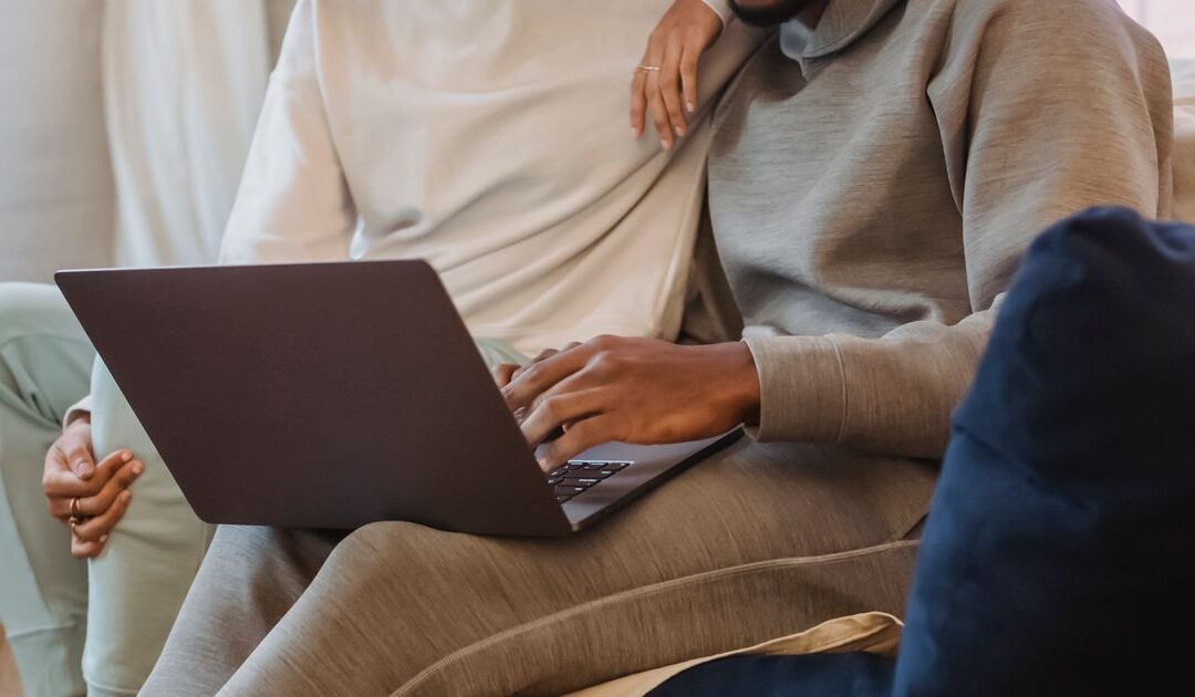 Digitale abonnementen en accounts na de online echtscheiding